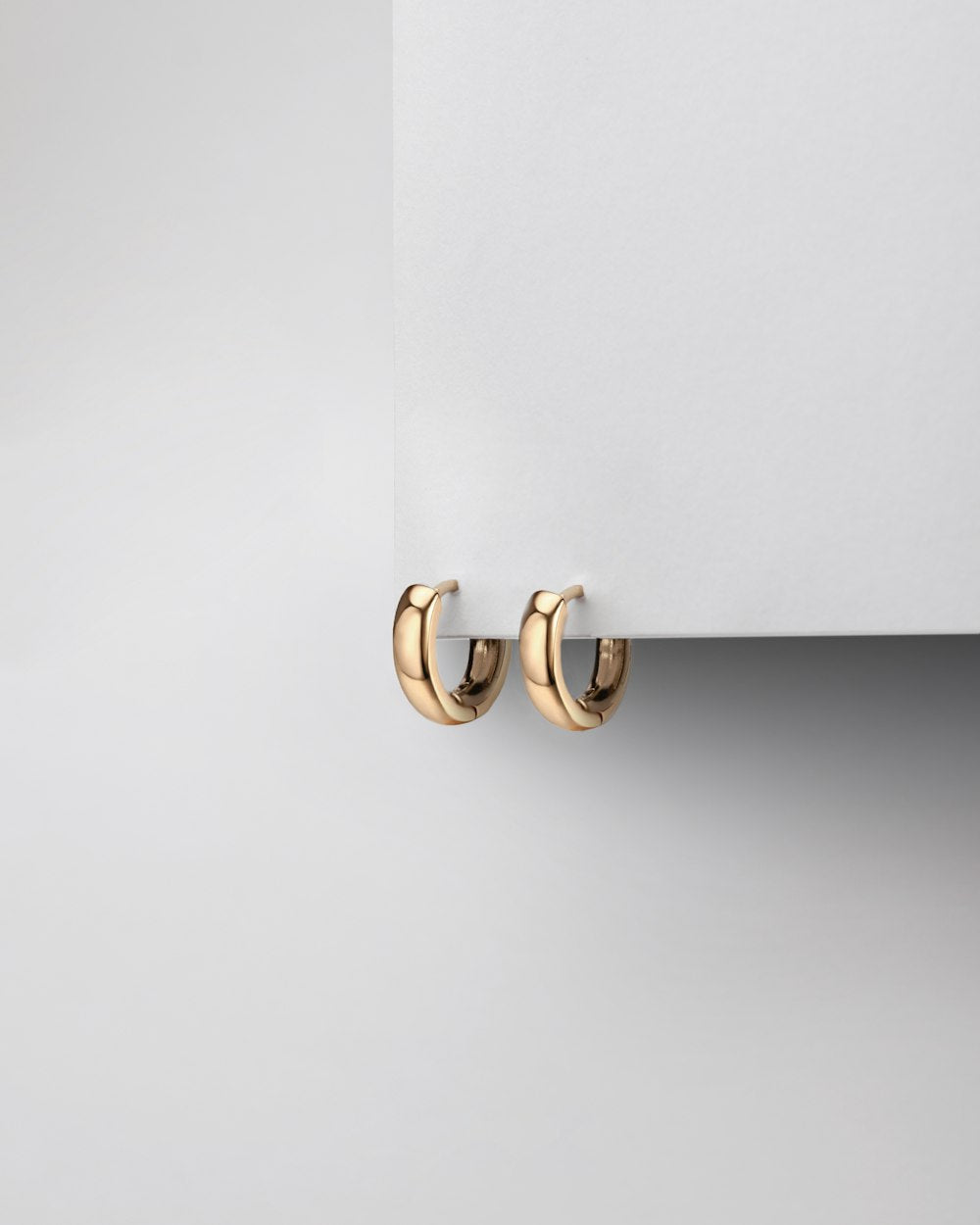 Slim Everyday Hoops